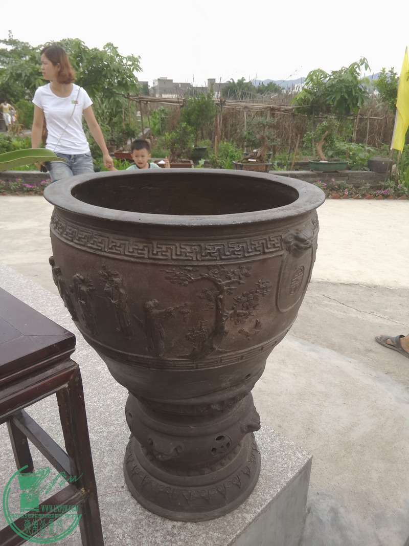 P50613-114102.jpg