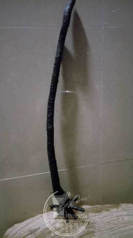 917777