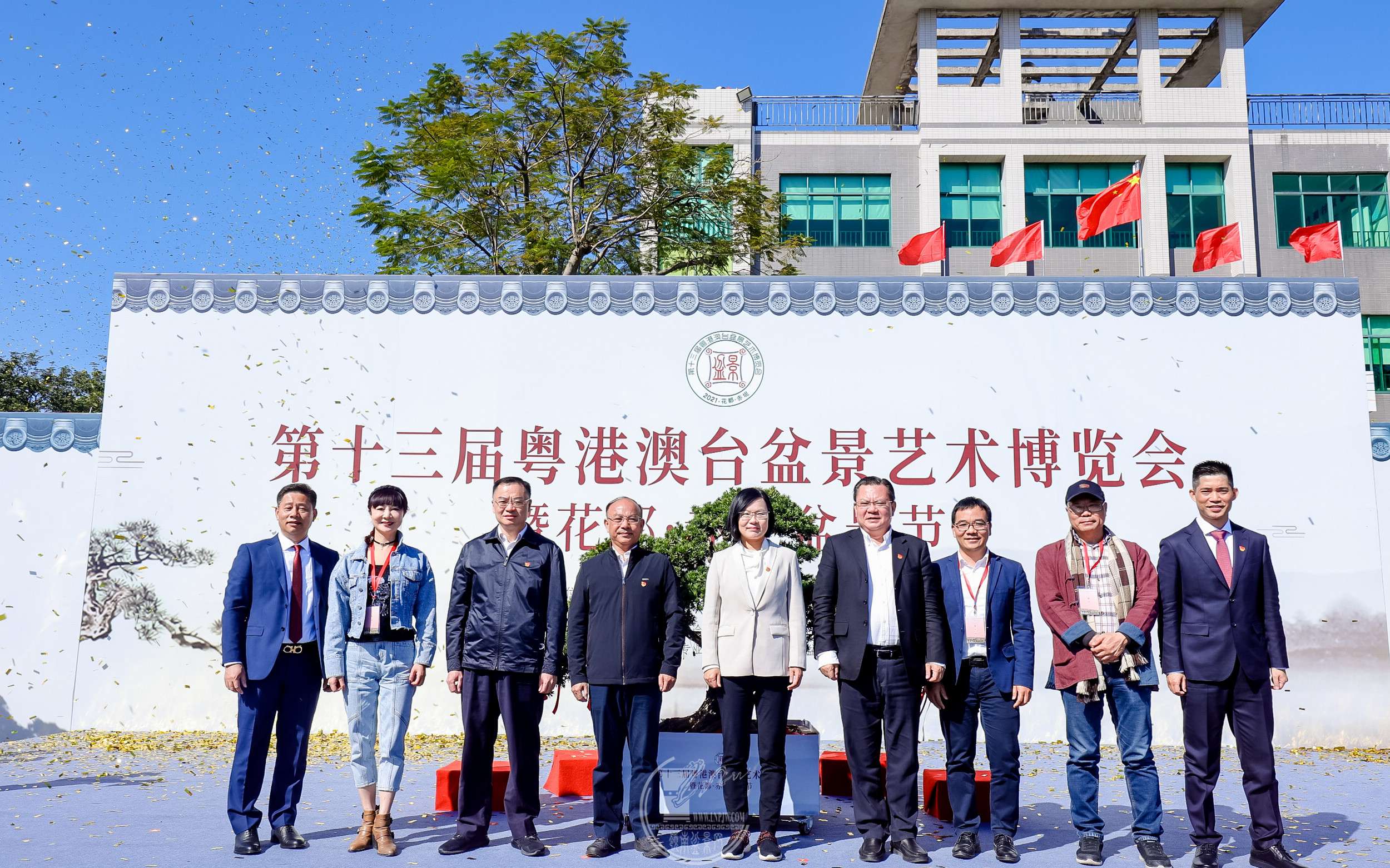 ͼ13 ��ʮ3�����۰�̨�辰���������ῪĻʽ.jpg