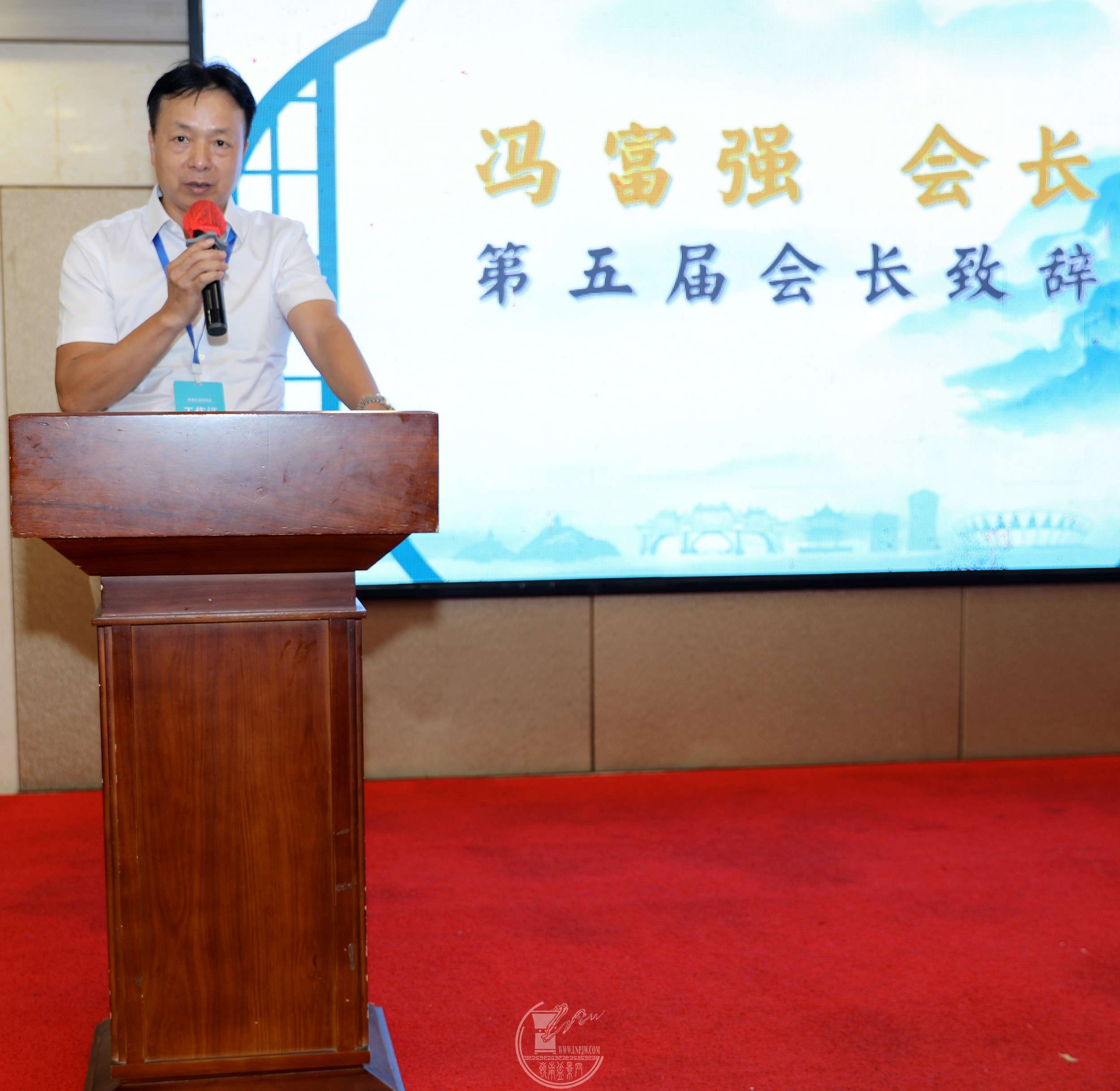 16BG1A4479.jpg